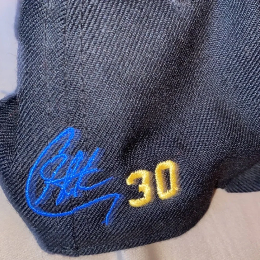 Youth New Era SnapBack Used 950 Hat - Picture 2 of 4